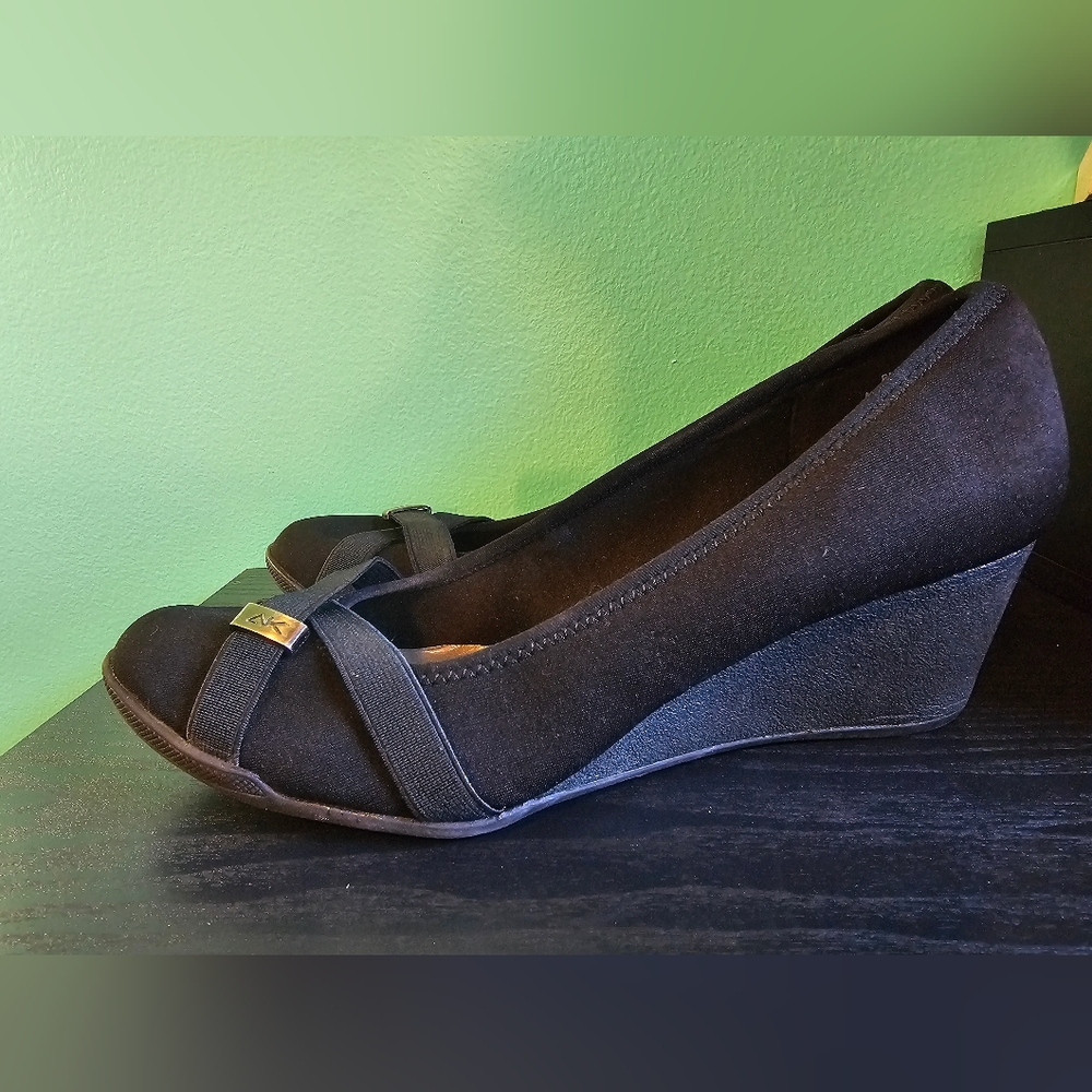 Anne Klein AKSport 'Tabora' Black Wedge Fabric Shoes Women's Size 8M - Picture 5 of 11